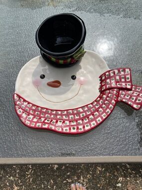 Grasslands Road Snowman Plate and Top Hat Bowl in White, Red, Black